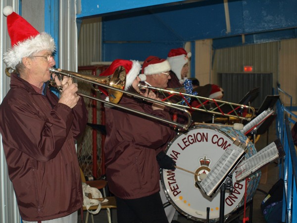 Carols on Ice, 2010